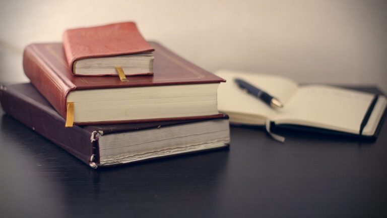books-690219_1920-1536x864